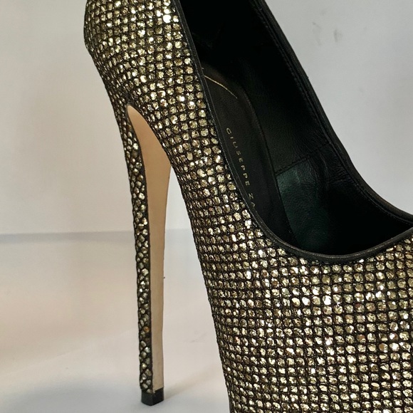 Giuseppe Zanotti   Shoes - Picture 12 of 15